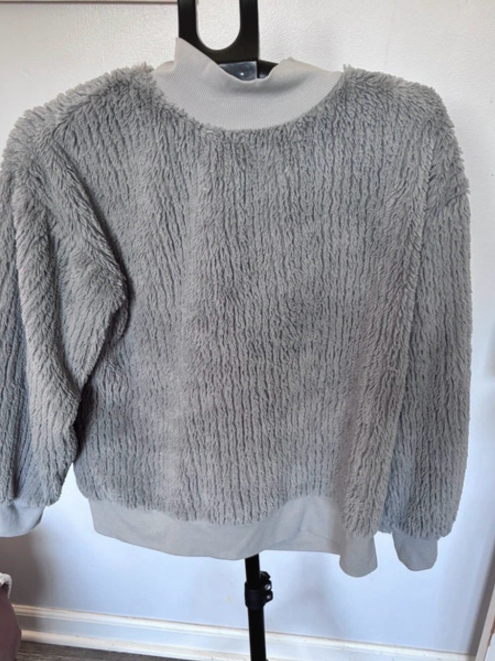croft & barrow Plush Crewneck Sweater in Light Gray